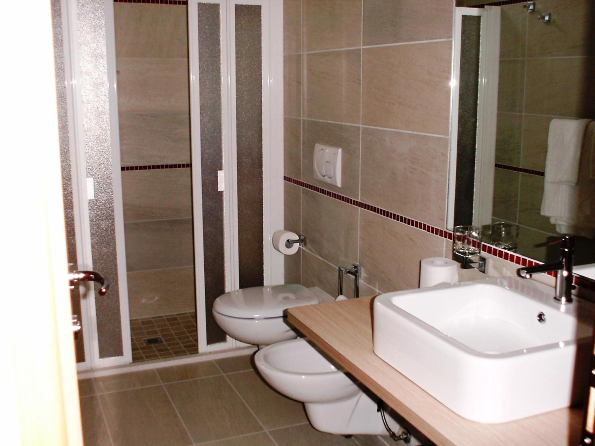 Hotel Capitol San Mauro Mare 部屋 写真